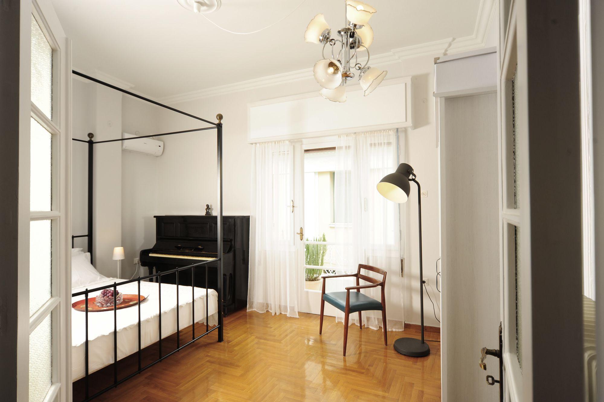 Live In Athens, Psyrri Central Apartments Atenas Exterior foto