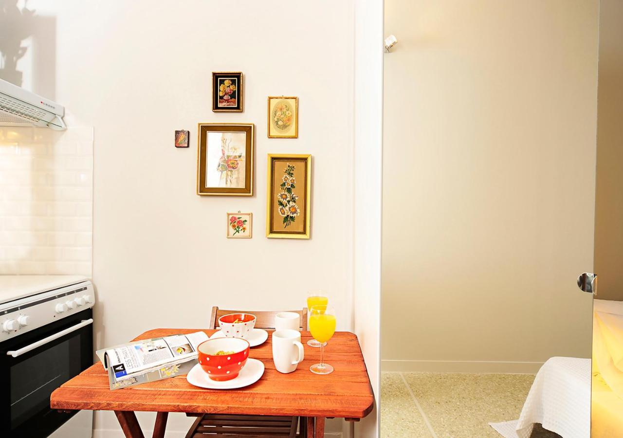 Live In Athens, Psyrri Central Apartments Atenas Quarto foto